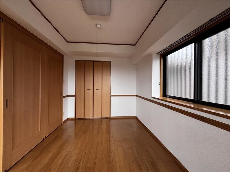 2DK Apartment for Rent in Matsumoto, Okinawa City | 62,000 Yen - Thumbnail 4