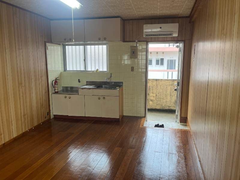 1R Apartment for Rent in Ginowan City, Okinawa - Thumbnail 4