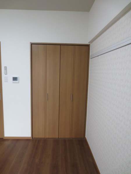 1K Apartment for Rent in Uchima, Urasoe City, Okinawa - Thumbnail 3