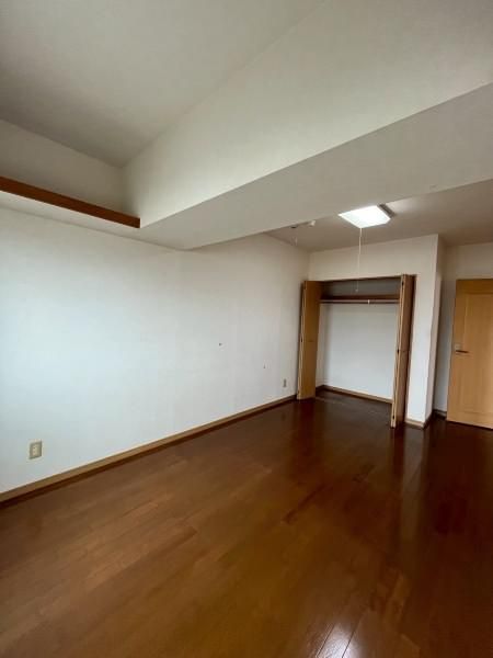 2LDK Apartment for Rent in Okinawa City, Hiyagon - Thumbnail 4