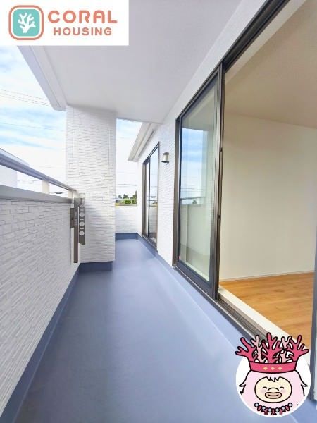 New 2025 4LDK House with Walk-in Closet in Yomitan, Okinawa - Thumbnail 2