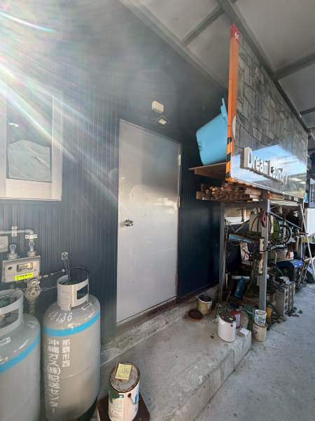 Commercial Shop in Nakagusuku Village, Okinawa - Thumbnail 4