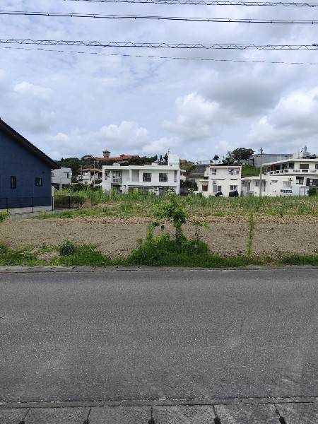 278.9 Tsubo Residential Development Land in Haebaru, Okinawa - Thumbnail 3