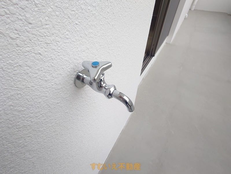 New 2LDK Apartment for Rent in Okinawa City, Okinawa - Thumbnail 3