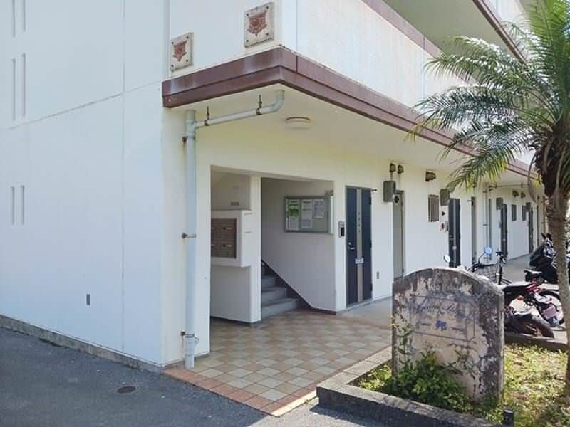 1LDK Apartment for Rent in Nishihara-cho, Okinawa - Thumbnail 2
