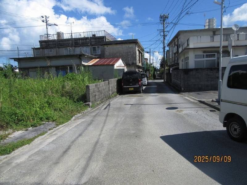 Land for Sale in Uruma City, Okinawa - 334.11 sqm Corner Lot - Thumbnail 3