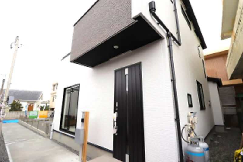 New Build 4LDK House in Uruma City, Okinawa with Special Benefits - Thumbnail 2