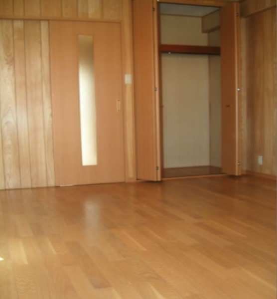 1K Apartment for Rent in Naha Orokucho, Okinawa - 33,000 Yen - Thumbnail 2