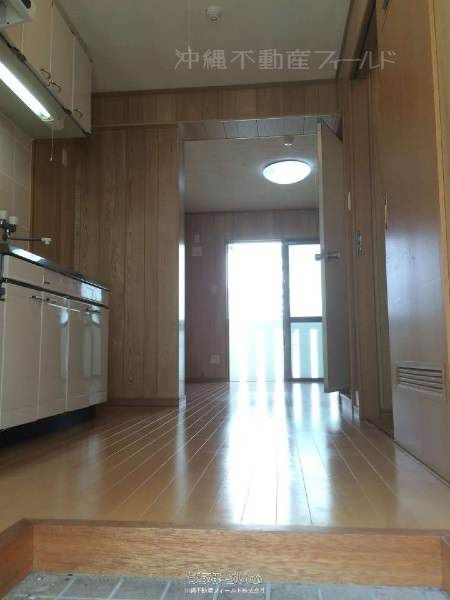 2DK Apartment for Rent in Itoman City, Okinawa - 55,000 Yen - Thumbnail 4