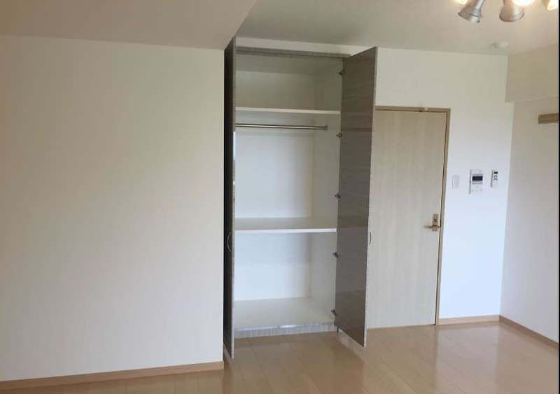 E-Grace 1DK Apartment for Rent in Uruma City, Okinawa - Thumbnail 3