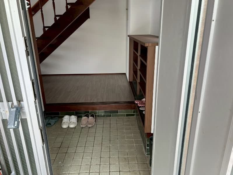 Renovated 7LDK Family House for Rent in Ginowan, Okinawa - Thumbnail 2