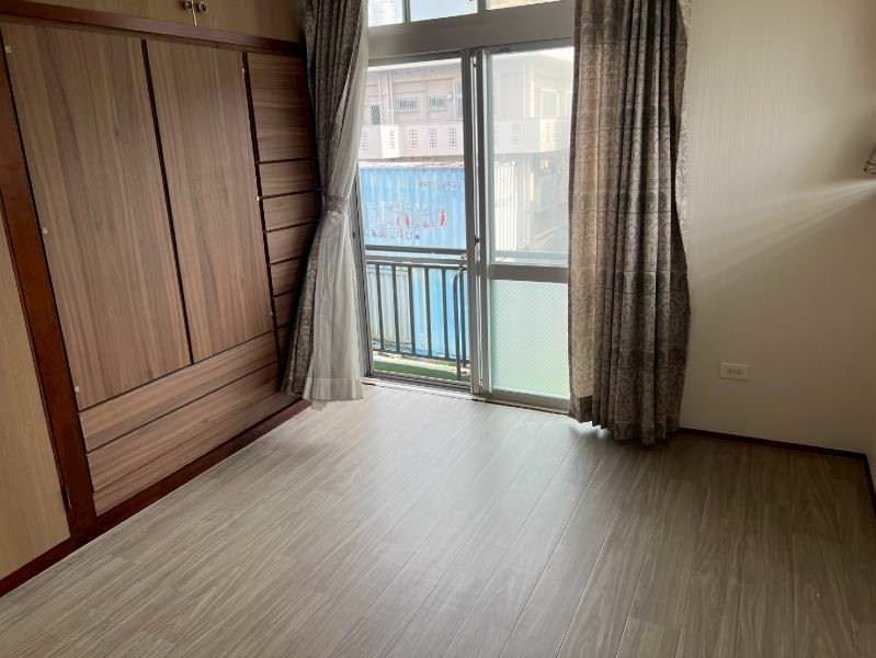 Renovated 7LDK Family House for Rent in Ginowan, Okinawa - Thumbnail 4