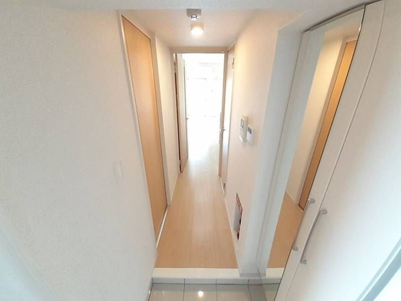 Modern 1LDK Apartment in Andover Terrace Shikina, Naha - Thumbnail 3