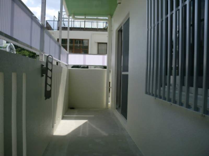 Modern 2LDK Apartment for Rent in Tomigusuku, Okinawa - Thumbnail 2