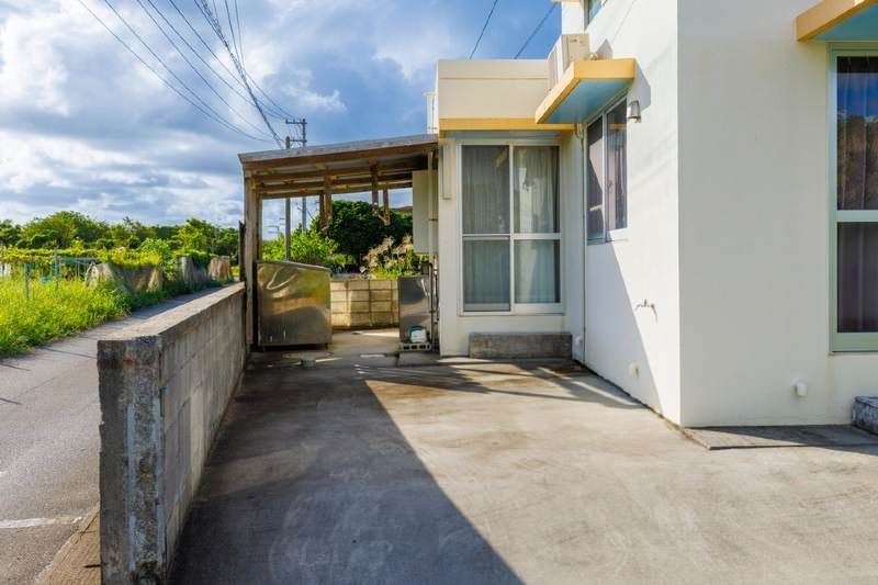 Rental House in Nago Okinawa - 2LDK with Separate Bath & Toilet - Thumbnail 3