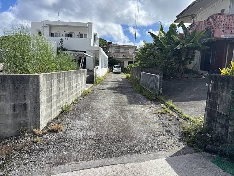 426.5 Tsubo Land for Sale in Haebaru Town, Okinawa - Thumbnail 3