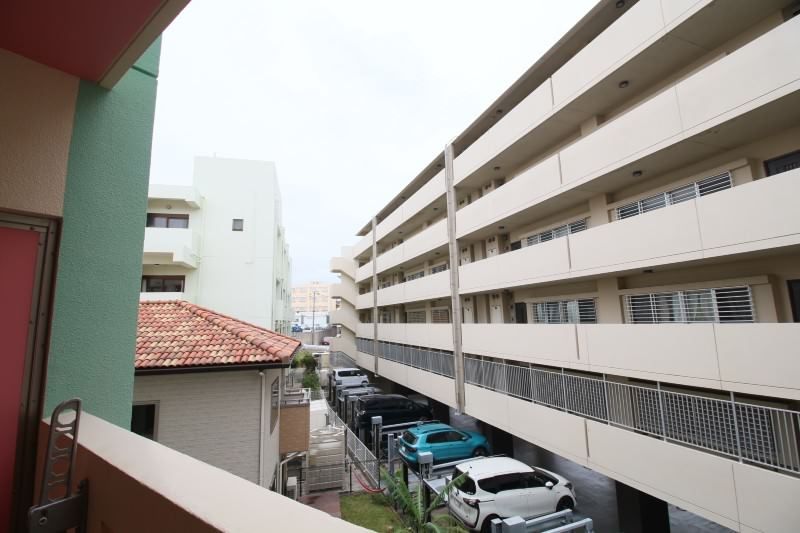 1K Apartment for Rent in Kyozuka, Urasoe City, Okinawa - Thumbnail 2