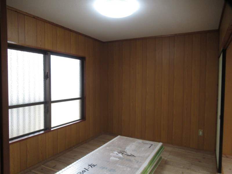 2DK Apartment for Rent in Urasoe, Okinawa - 34m2 - Thumbnail 4