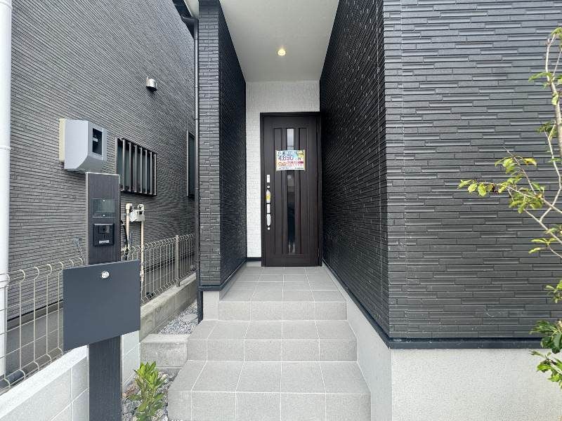 New 4LDK Wooden House in Naha City, Okinawa - Thumbnail 4