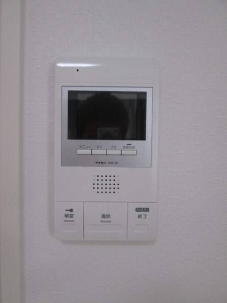 Furnished 1K Apartment for Rent in Naha's Tsuboya District, Okinawa - Thumbnail 2
