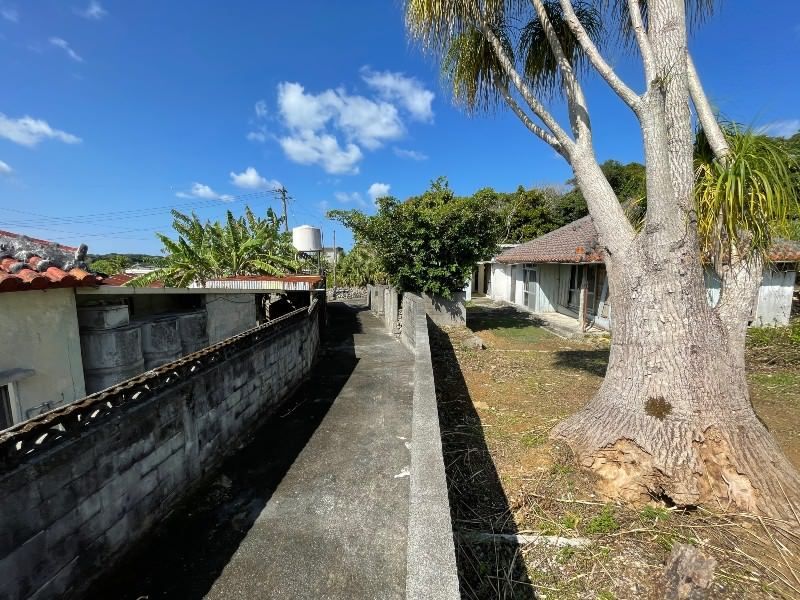 202 Tsubo Land for Sale in Kuniyoshi, Itoman City, Okinawa - Thumbnail 3