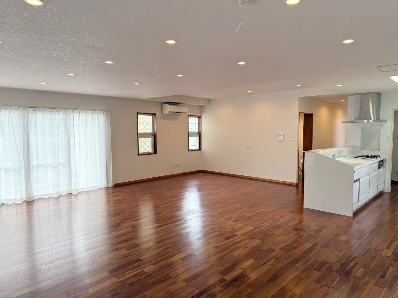 2018 Built RC Detached House in Naha Furujima, 3LDK, 4 Parking - Thumbnail 3