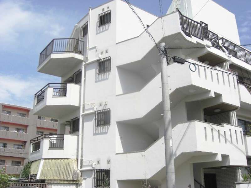 3LDK Apartment for Rent in Ginowan, Okinawa - Pet Friendly - Thumbnail 2