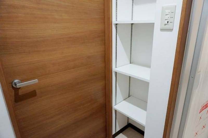 Modern 2LDK Apartment for Rent in Yaeze Town, Okinawa - Thumbnail 2