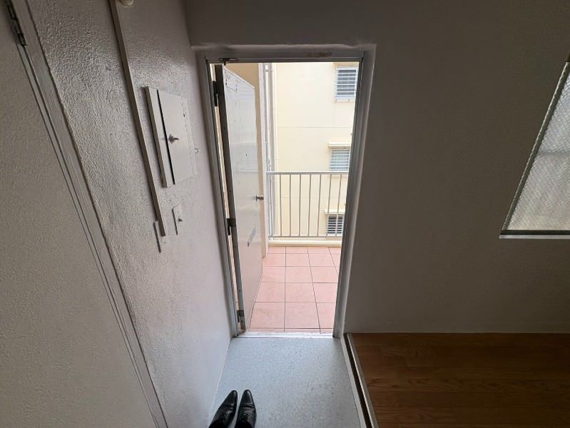 2DK Apartment for Rent in Naha City, Okinawa near Miebashi Station - Thumbnail 4