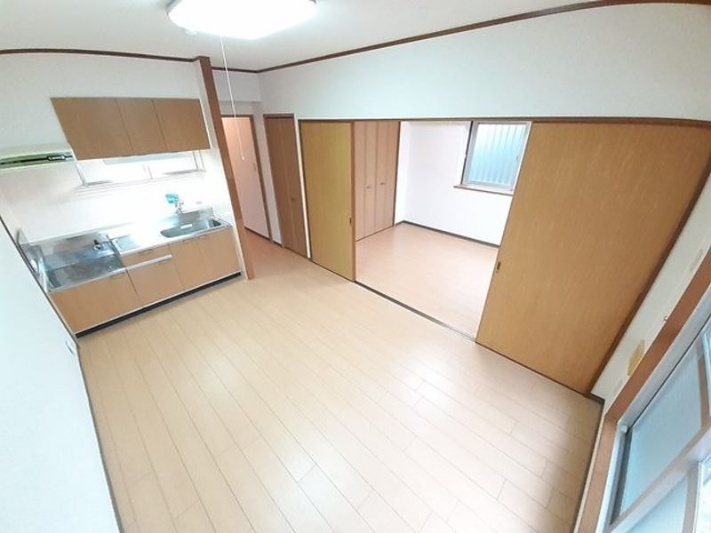 Sunny Hill 2DK Apartment for Rent in Nishihara, Okinawa - Thumbnail 3