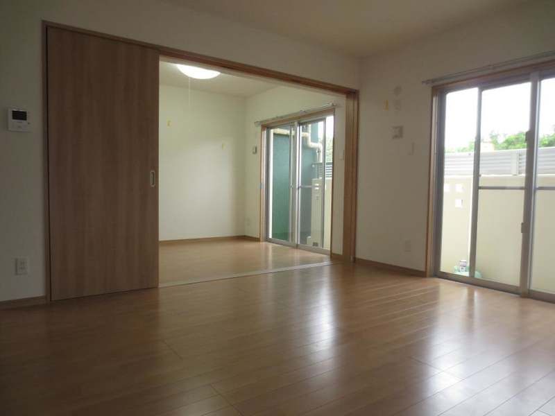 2LDK Apartment for Rent in Nanjo City, Okinawa with Free Internet - Thumbnail 4
