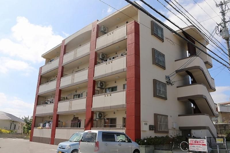 2LDK Apartment for Rent in Yaese Town, Okinawa - Thumbnail 2