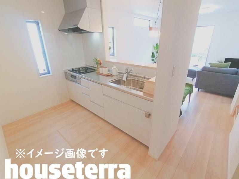 New 4LDK House in Uruma City, Okinawa - 2025 Build - Thumbnail 3