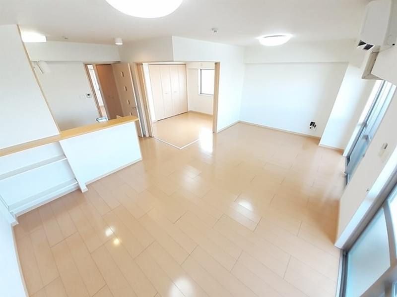 2LDK Apartment for Rent in Ginowan City, Okinawa - Thumbnail 4