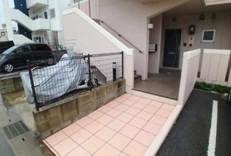 1DK Apartment for Rent in Takefumi, Itoman City, Okinawa - Thumbnail 2