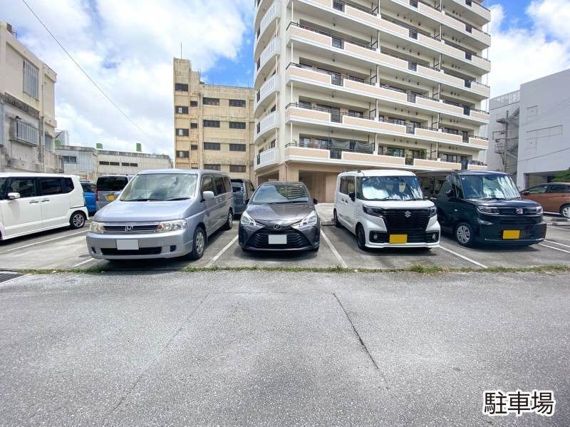 Wing Chateau Naha Ocean View 3LDK Apartment for Sale - Thumbnail 3