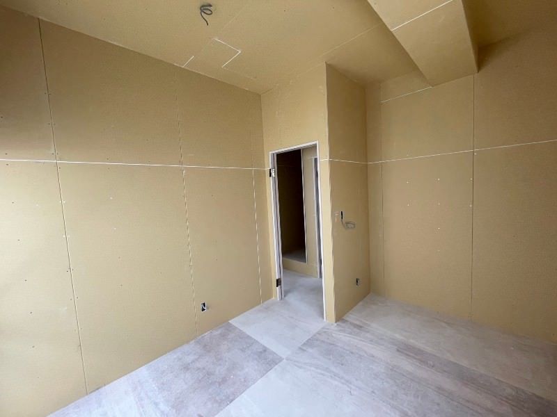 Renovated 3LDK House for Sale in Shuri Ishimine, Naha City - Thumbnail 3
