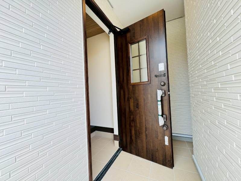 New 3LDK House for Sale in Nanjo City, Okinawa - Thumbnail 2