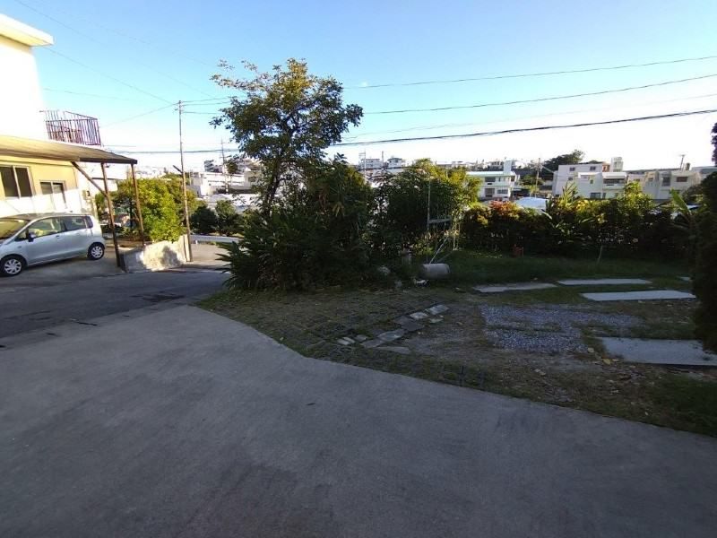 Land for Sale in Ganaha, Tomigusuku, Okinawa - 120.78 sqm - Thumbnail 3