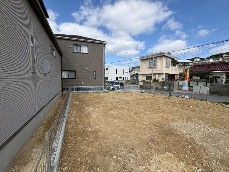 124.02 sqm Vacant Land for Sale in Takayasu, Tomigusuku, Okinawa - Thumbnail 3