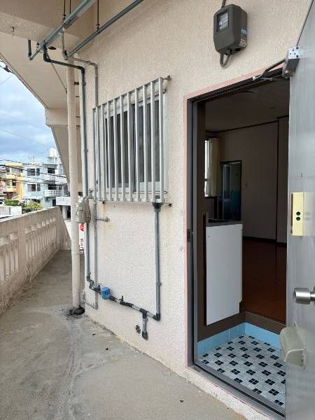 1R Apartment for Rent in Ginowan, Okinawa - 16.6 sqm - Thumbnail 3
