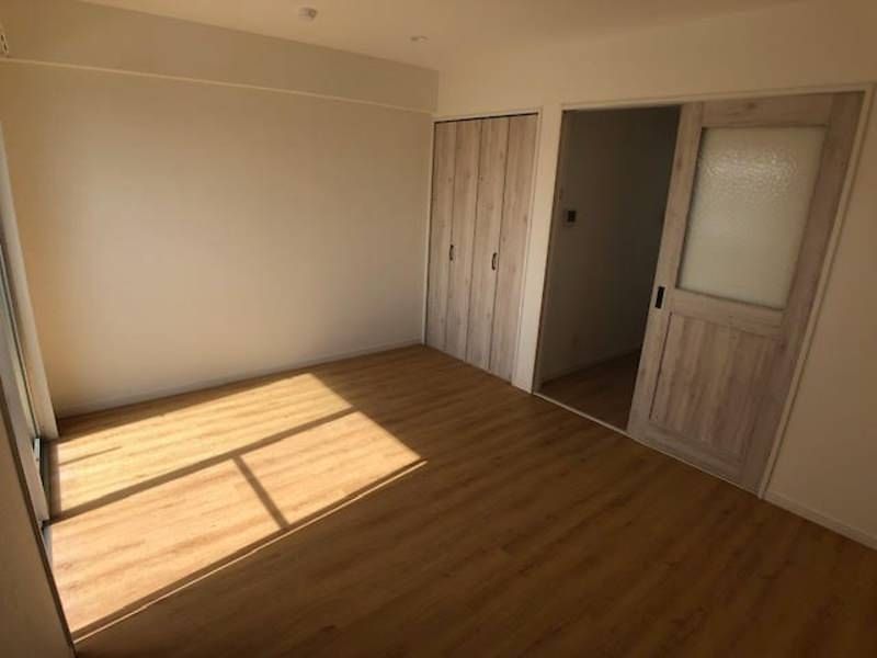 1K Apartment for Rent in Naha Oroku with Free Parking & Internet - Thumbnail 2