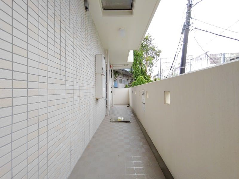 Modern 2LDK Apartment for Rent in Haebaru, Okinawa - Thumbnail 4