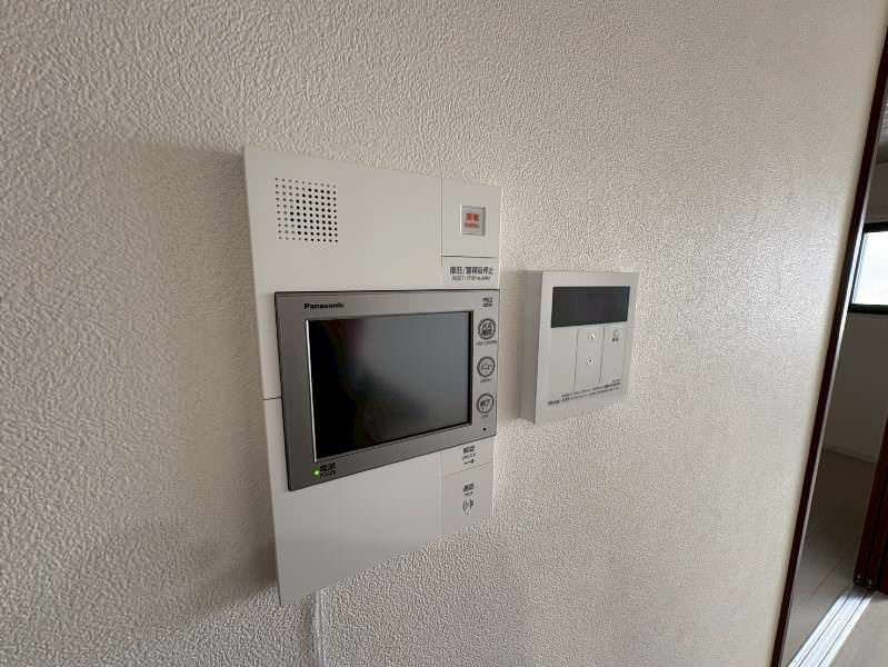 1LDK Apartment for Rent in Naha, Okinawa - Ribs Asahibashi II - Thumbnail 2