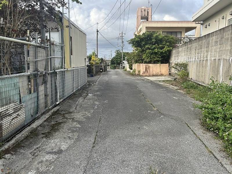 4LDK Single-Story House for Sale in Okinawa City, Matsumoto - Thumbnail 3