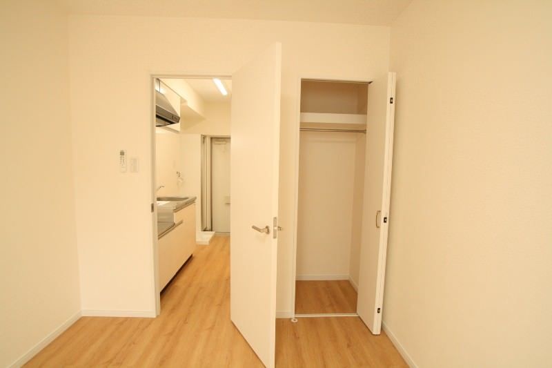 1K Apartment for Rent in Nanjo City, Okinawa - Zero Deposit - Thumbnail 3