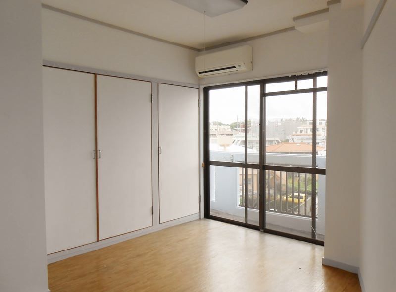1R Apartment for Rent in Kiyuna, Ginowan City, Okinawa - Thumbnail 3