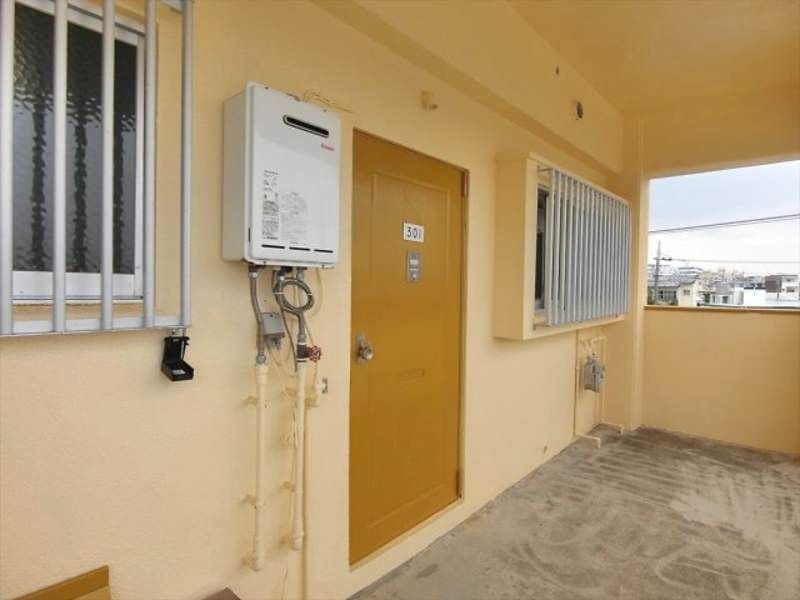 1LDK Apartment for Rent in Urasoe City, Okinawa - Thumbnail 3