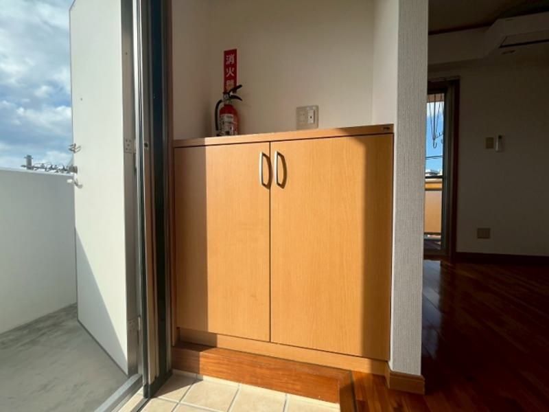 Jasmine House 1R Apartment for Rent in Urasoe, Okinawa - Thumbnail 2