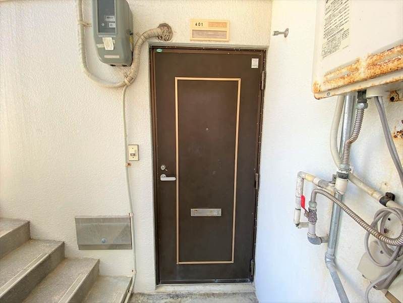 1R Apartment for Rent in Urasoe City, Okinawa - 16.5 sqm - Thumbnail 2